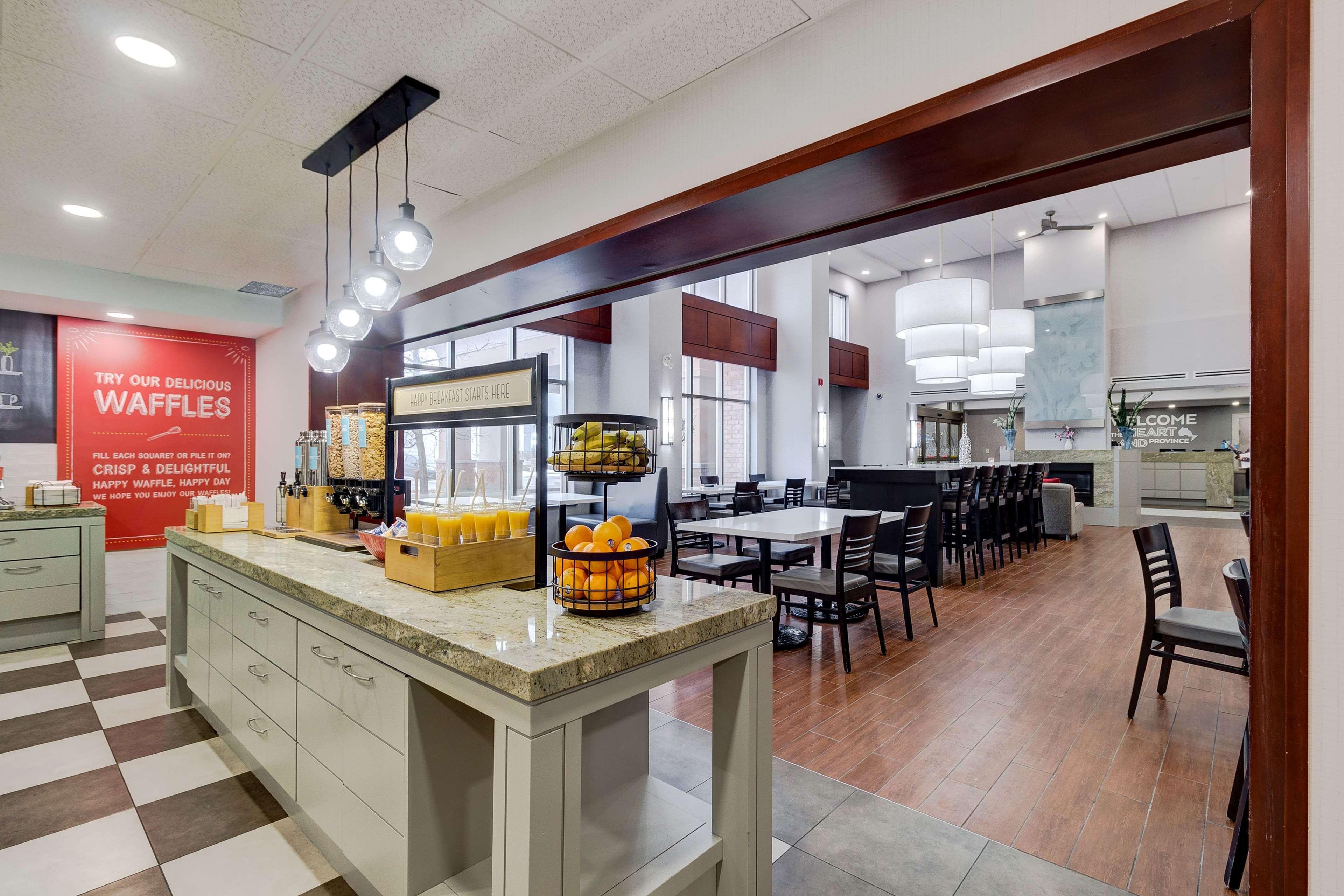 Hampton Inn & Suites By Hilton Brantford Bagian luar foto