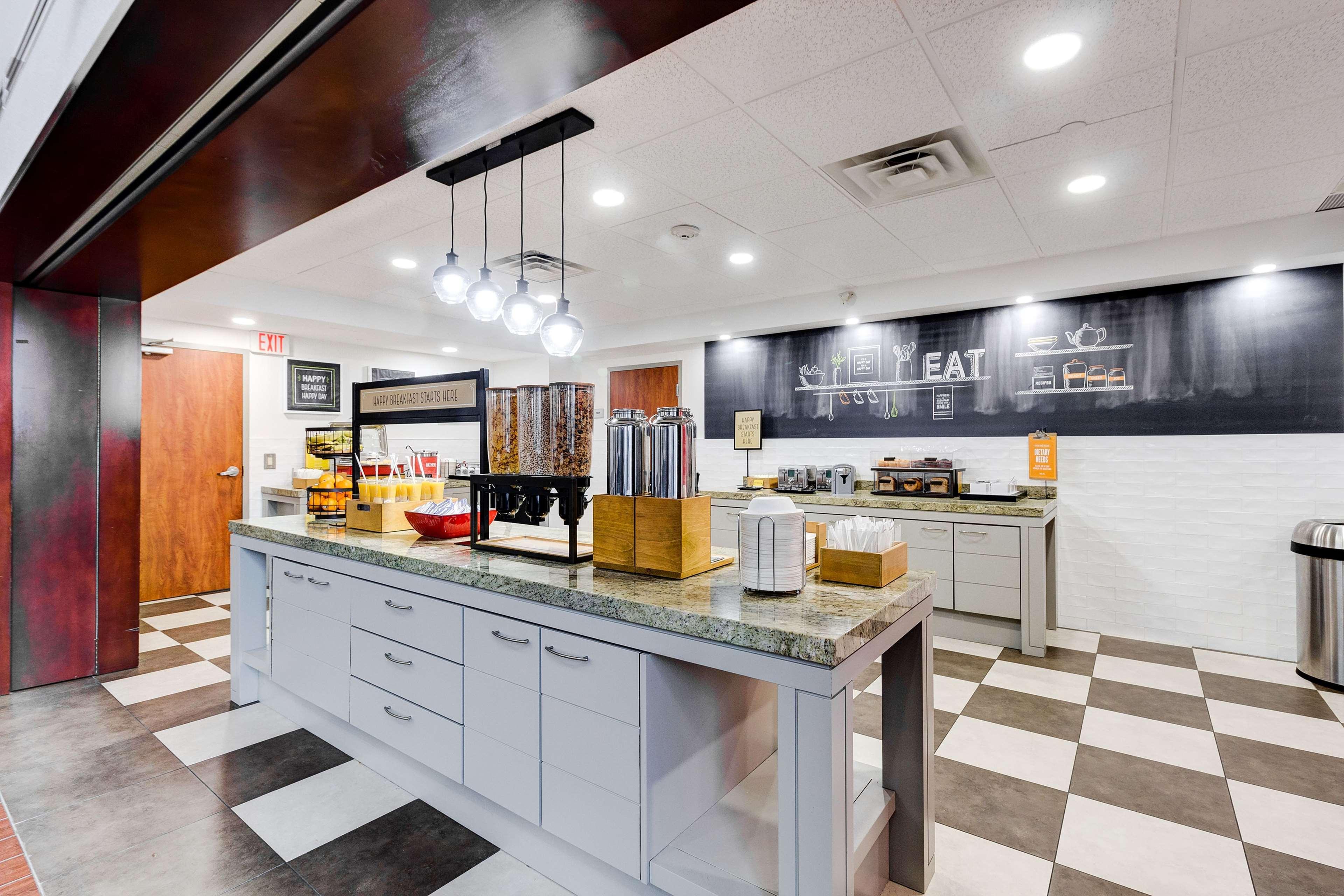 Hampton Inn & Suites By Hilton Brantford Bagian luar foto