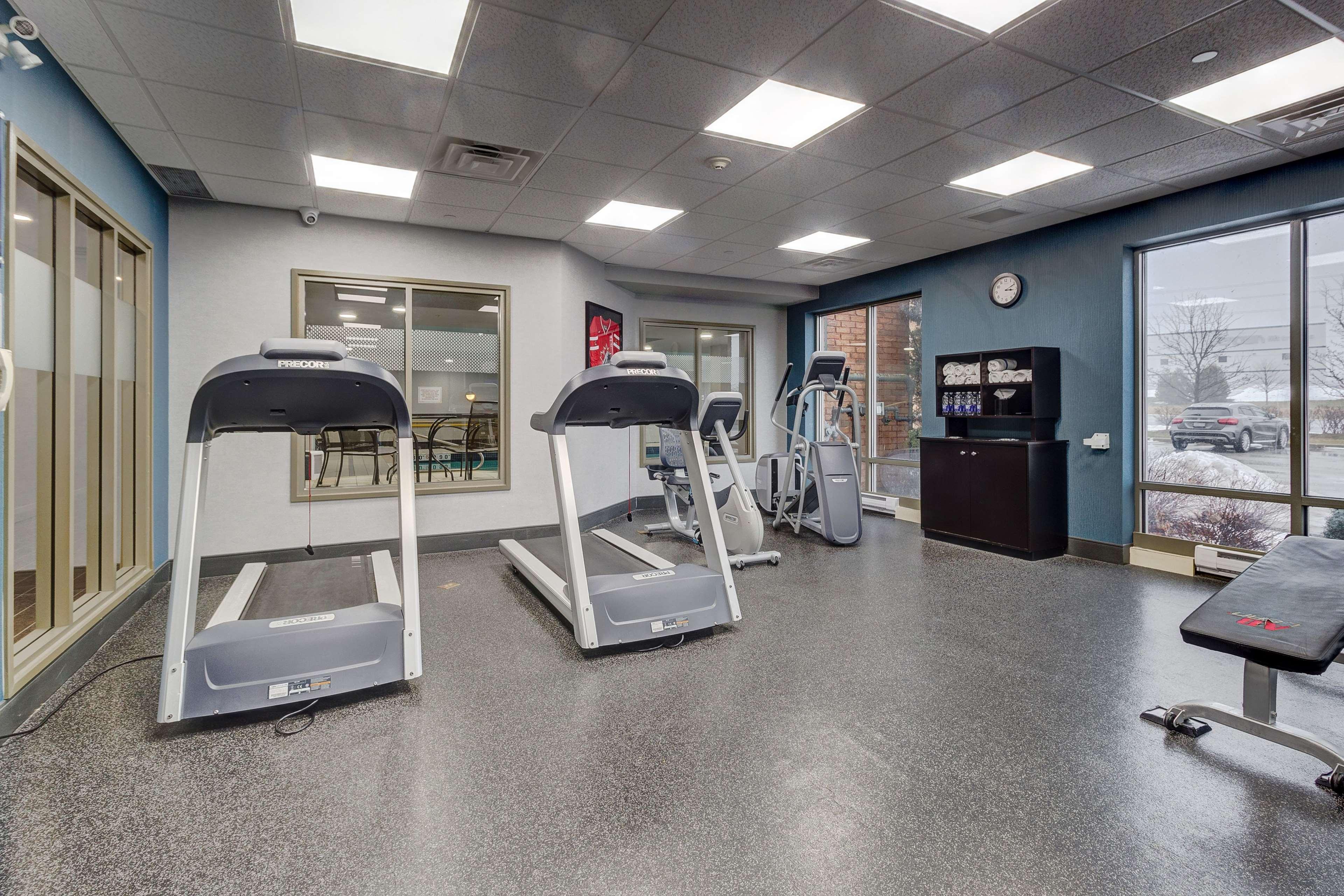 Hampton Inn & Suites By Hilton Brantford Bagian luar foto