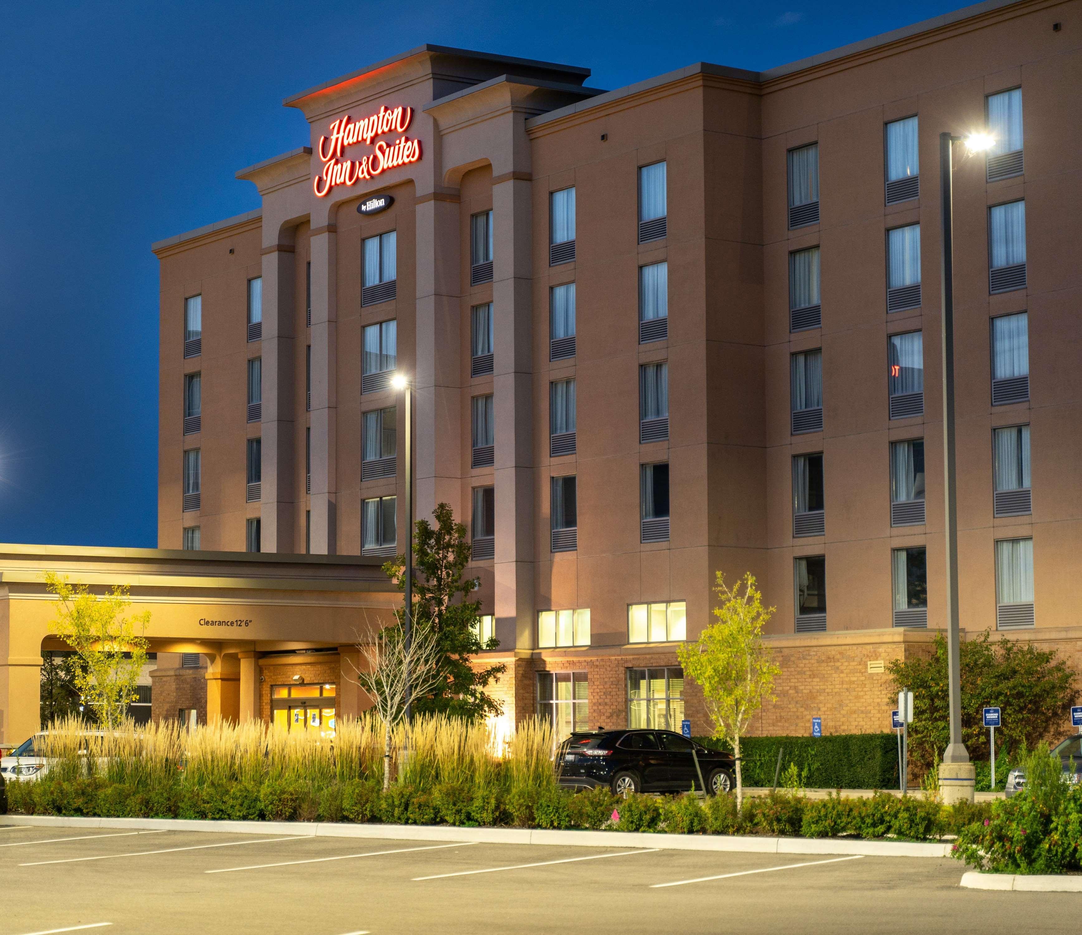 Hampton Inn & Suites By Hilton Brantford Bagian luar foto