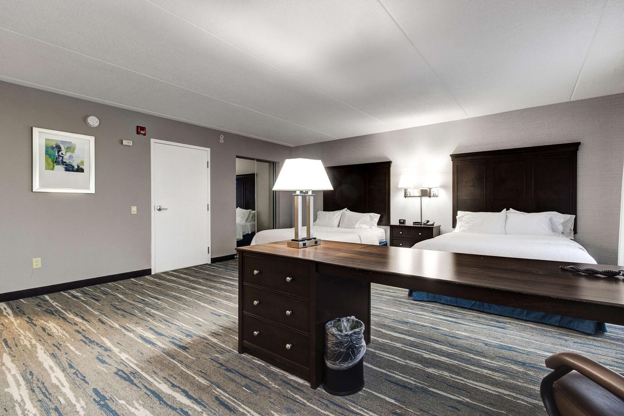 Hampton Inn & Suites By Hilton Brantford Bagian luar foto