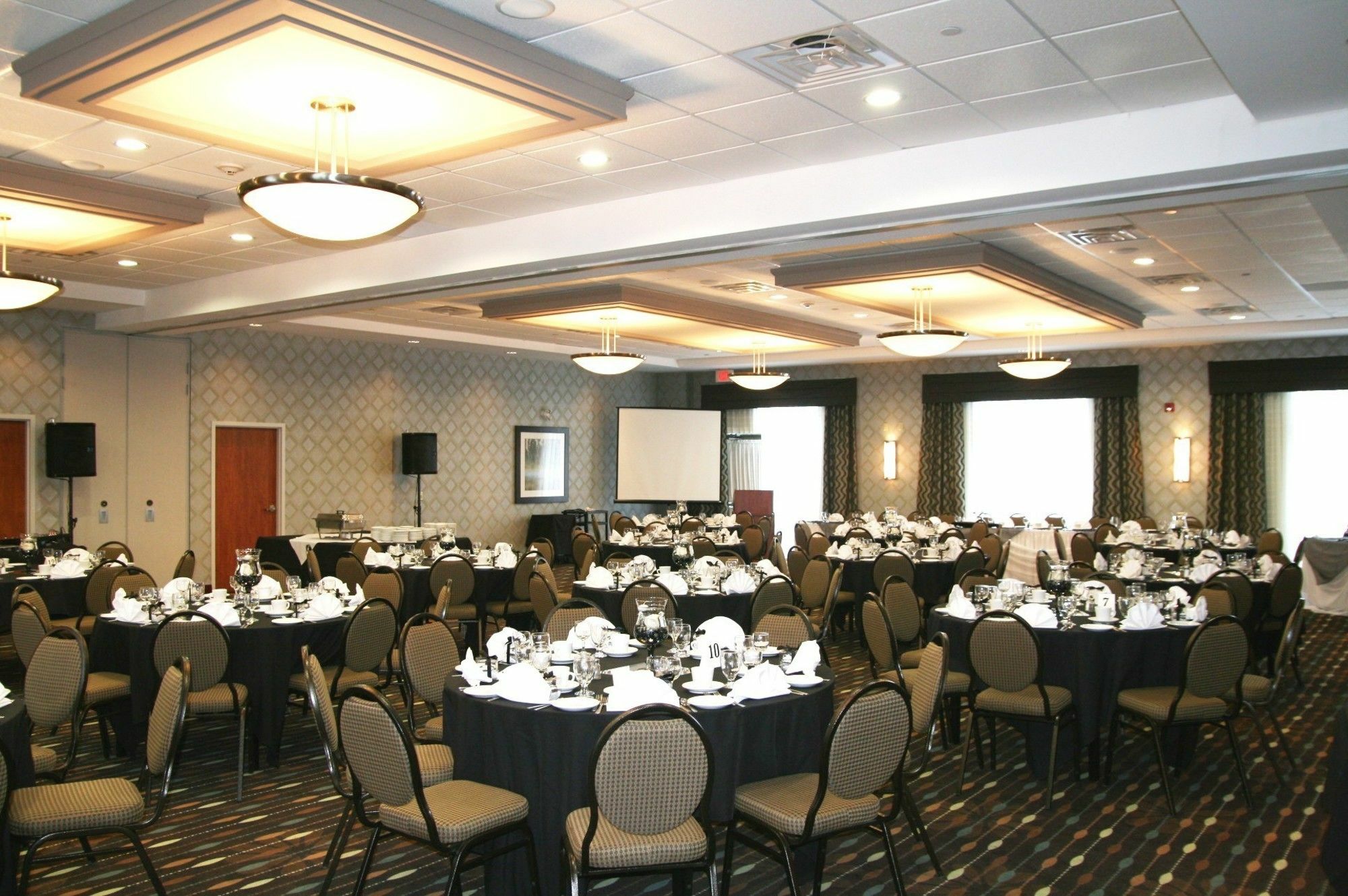Hampton Inn & Suites By Hilton Brantford Bagian luar foto